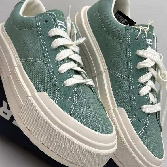 Converse WMNS CTAS CRUISE OX
HERBY/EGRET/WHITE A09842C Platforms Sneakers - Picture 6 of 16